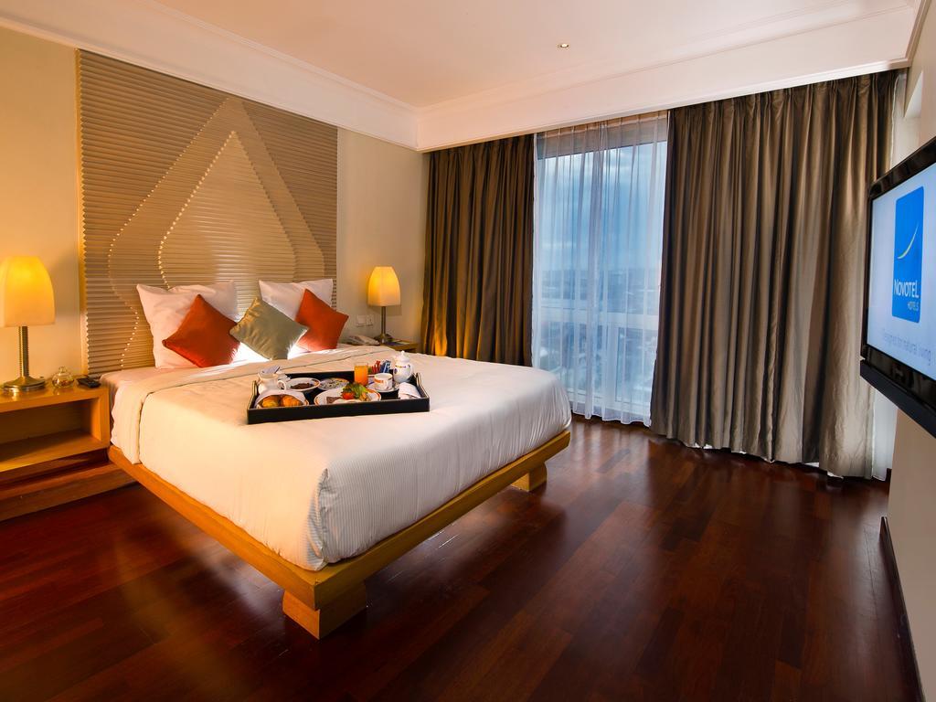 Novotel Semarang - GeNose Ready, CHSE Certified Exterior foto